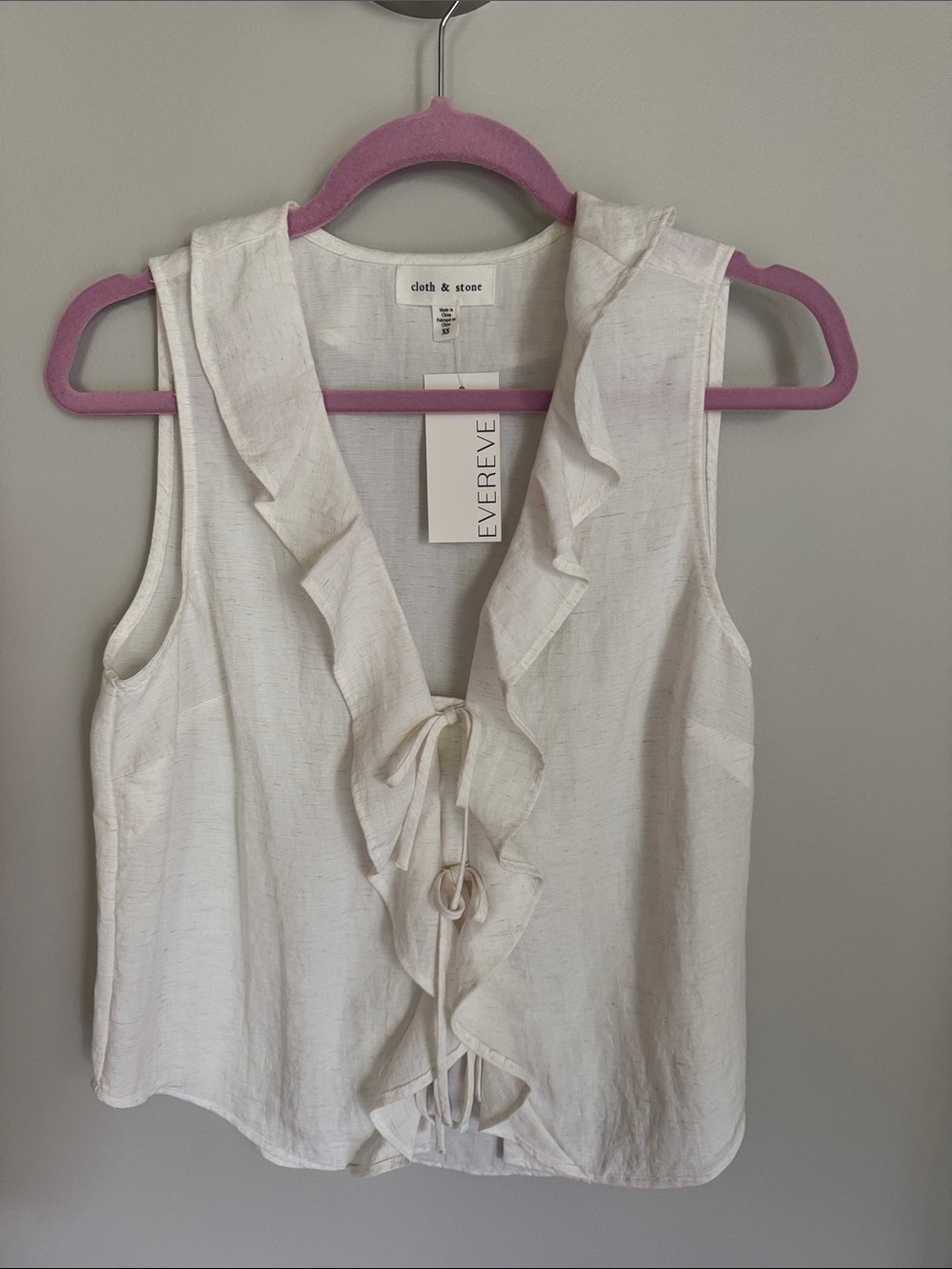 cloth & stone Cream Ruffle Tie-Front Sleeveless Top